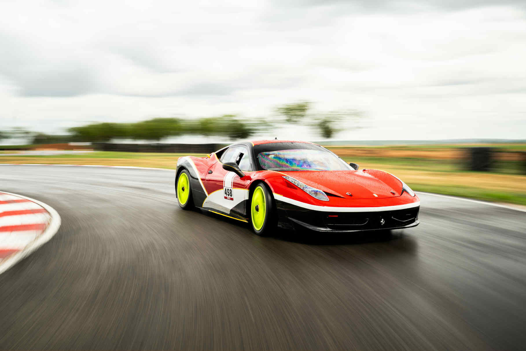 ZSTS Garage SupercarFest 2026 – Szupersportautók, drift és élményvezetés a BSSW Visontán